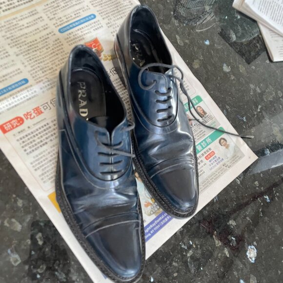 Vintage Prada Oxfords Deep Midnight Blue Patent Leather Shoes - Picture 1 of 10